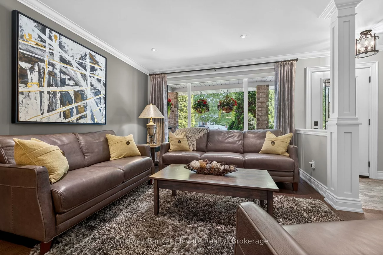 1432, Livingston, 1005 - FA Falgarwood, Oakville