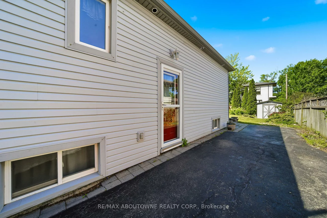 253, Maurice, 1002 - CO Central, Oakville