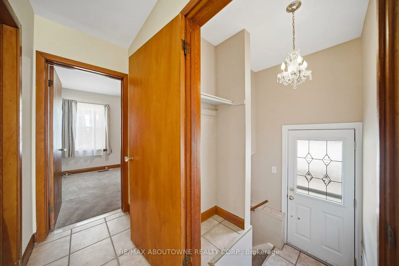 253, Maurice, 1002 - CO Central, Oakville