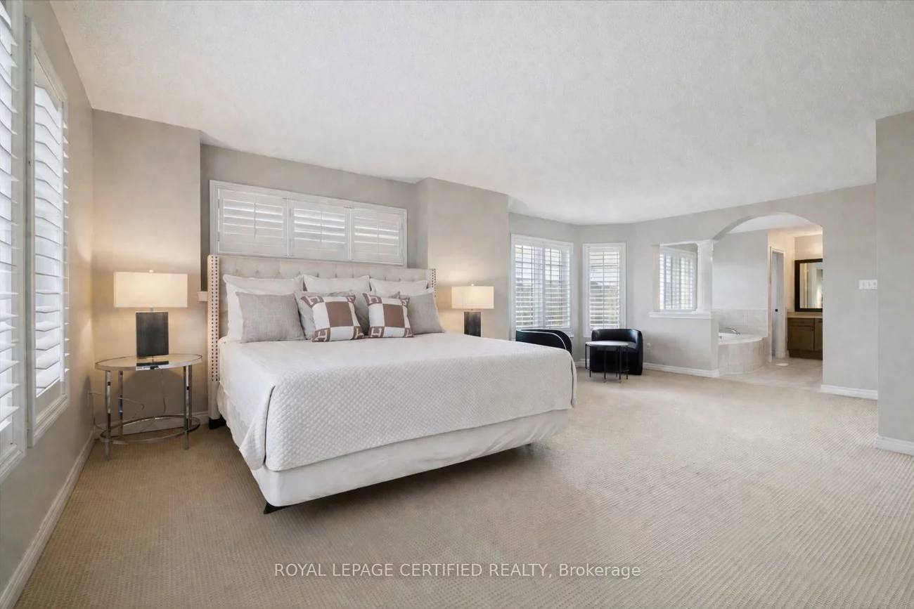 2523, Highmount, 1019 - WM Westmount, Oakville