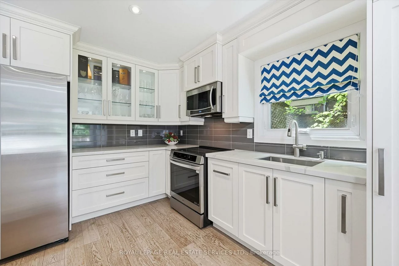 147, Speyside, 1001 - BR Bronte, Oakville