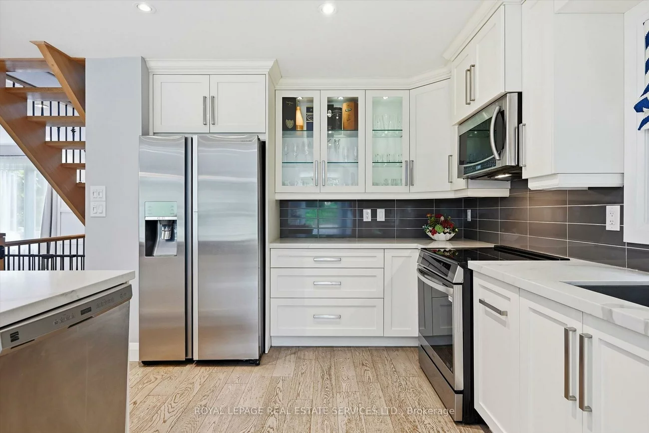 147, Speyside, 1001 - BR Bronte, Oakville