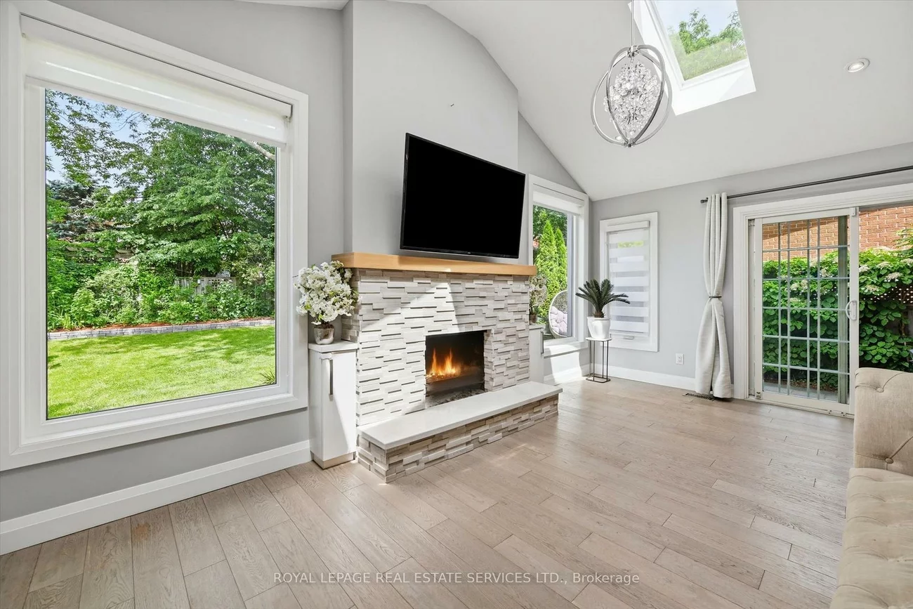 147, Speyside, 1001 - BR Bronte, Oakville