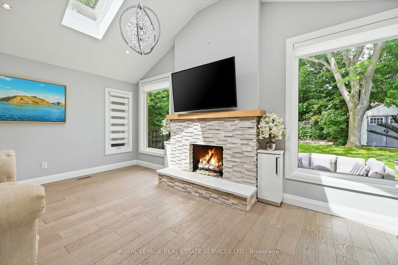 147, Speyside, 1001 - BR Bronte, Oakville