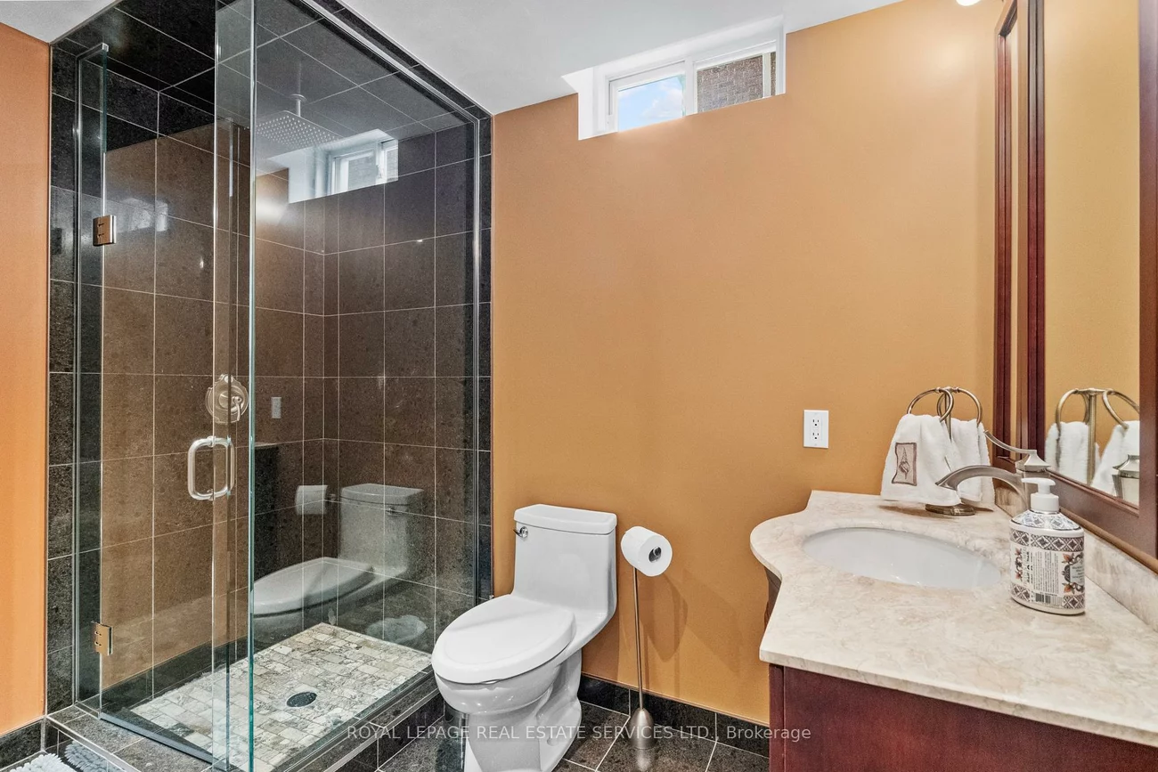 2045, Rosemount, 1019 - WM Westmount, Oakville