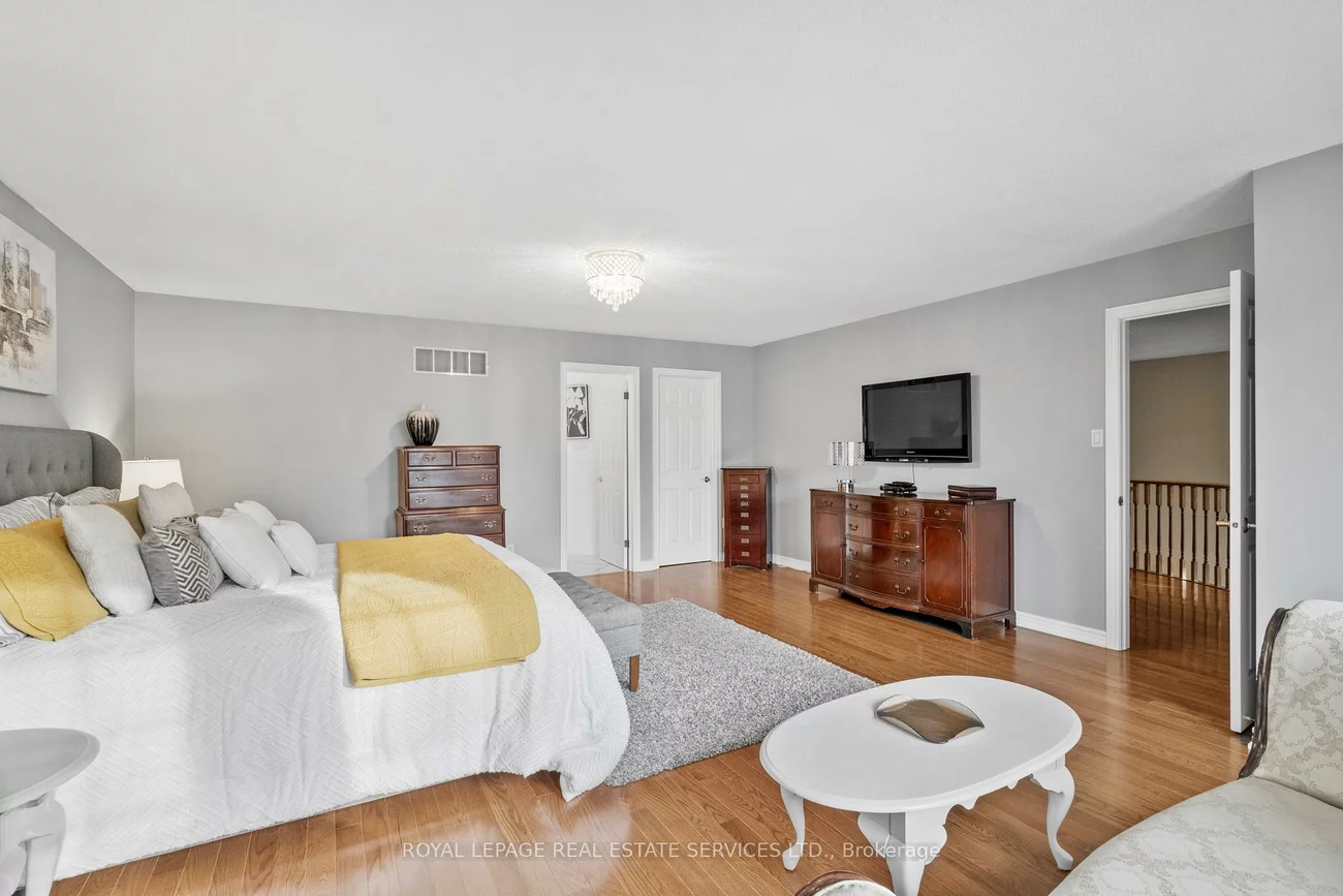 2045, Rosemount, 1019 - WM Westmount, Oakville
