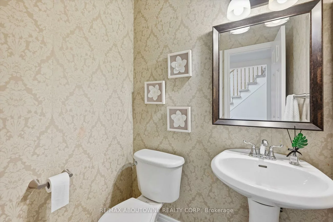 2420, RAVINEBROOK, 1018 - WC Wedgewood Creek, Oakville