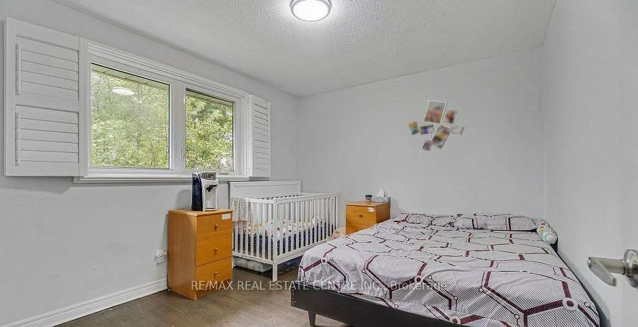1011, Pearson, 1003 - CP College Park, Oakville