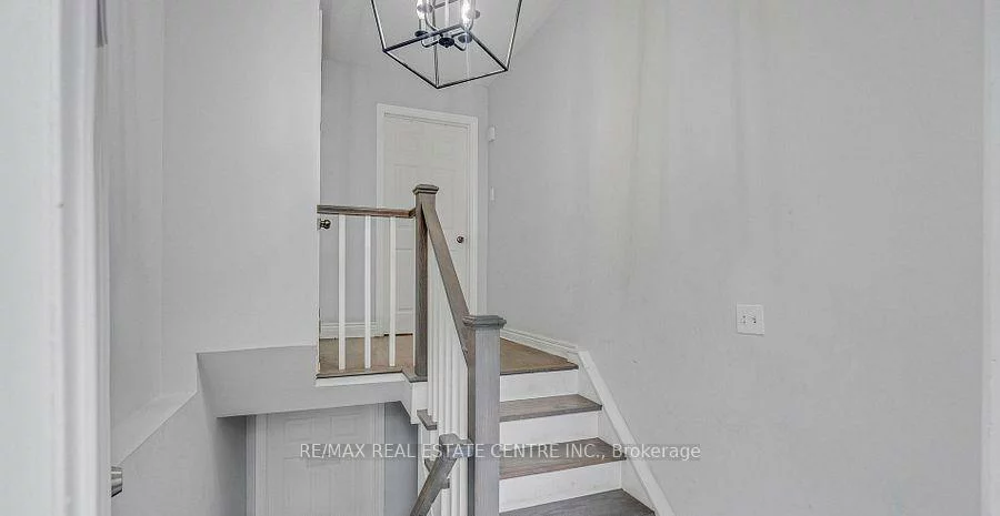 1011, Pearson, 1003 - CP College Park, Oakville