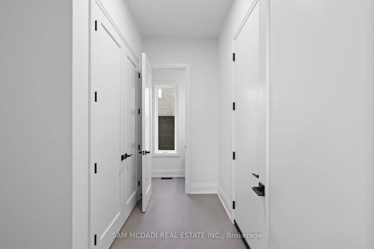 2354, Eighth, 1018 - WC Wedgewood Creek, Oakville