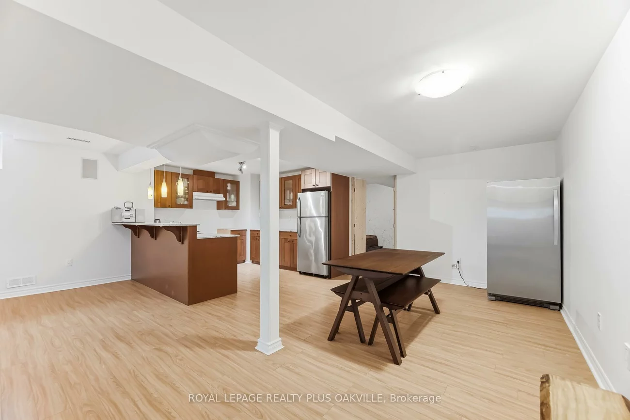 3409, Liptay, 1000 - BC Bronte Creek, Oakville