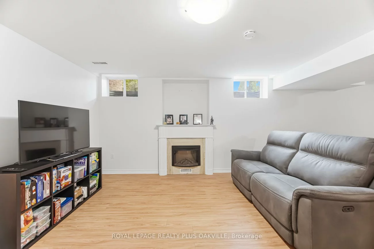 3409, Liptay, 1000 - BC Bronte Creek, Oakville
