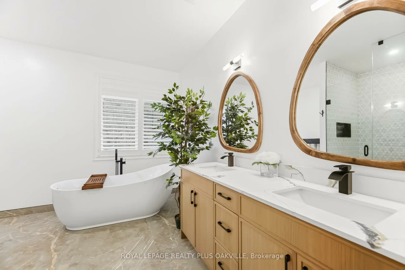 3409, Liptay, 1000 - BC Bronte Creek, Oakville