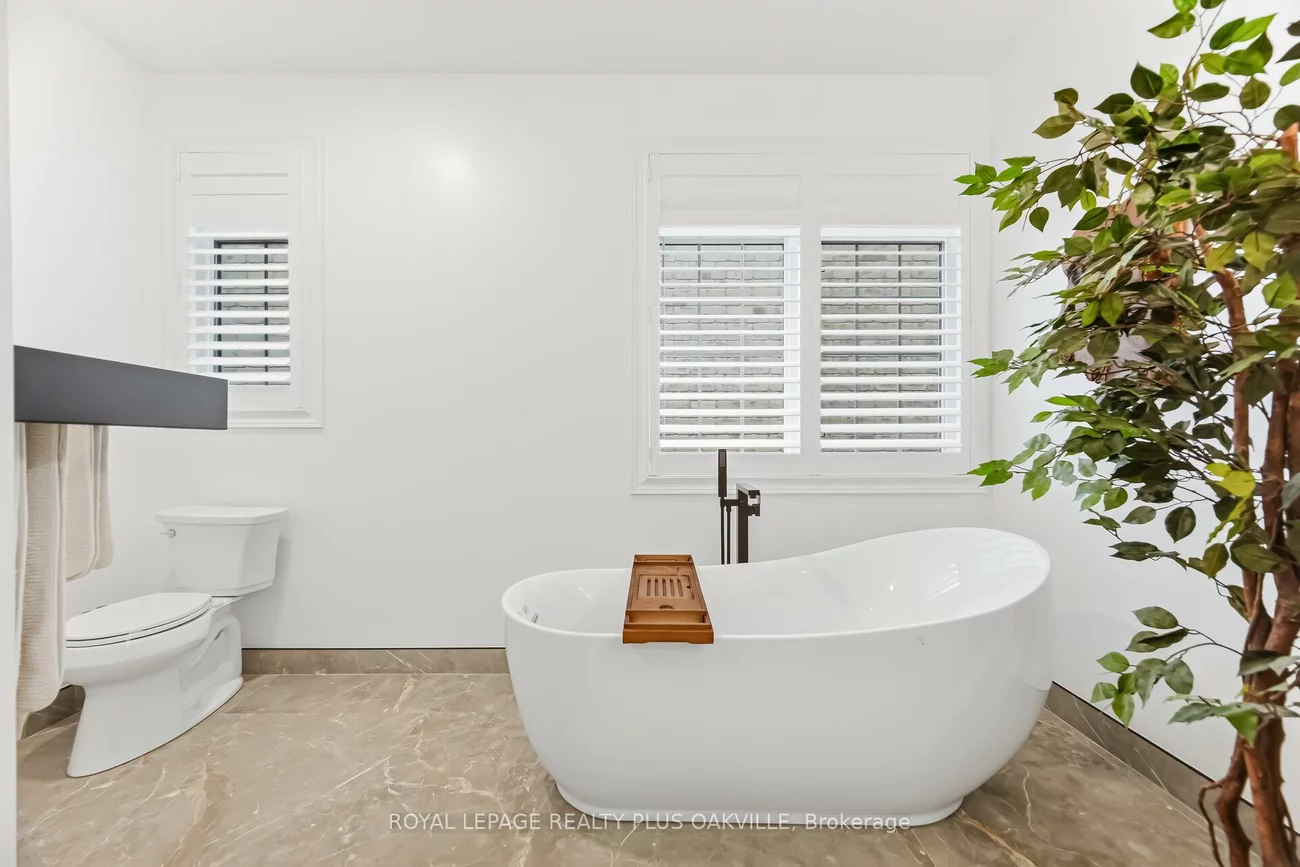 3409, Liptay, 1000 - BC Bronte Creek, Oakville