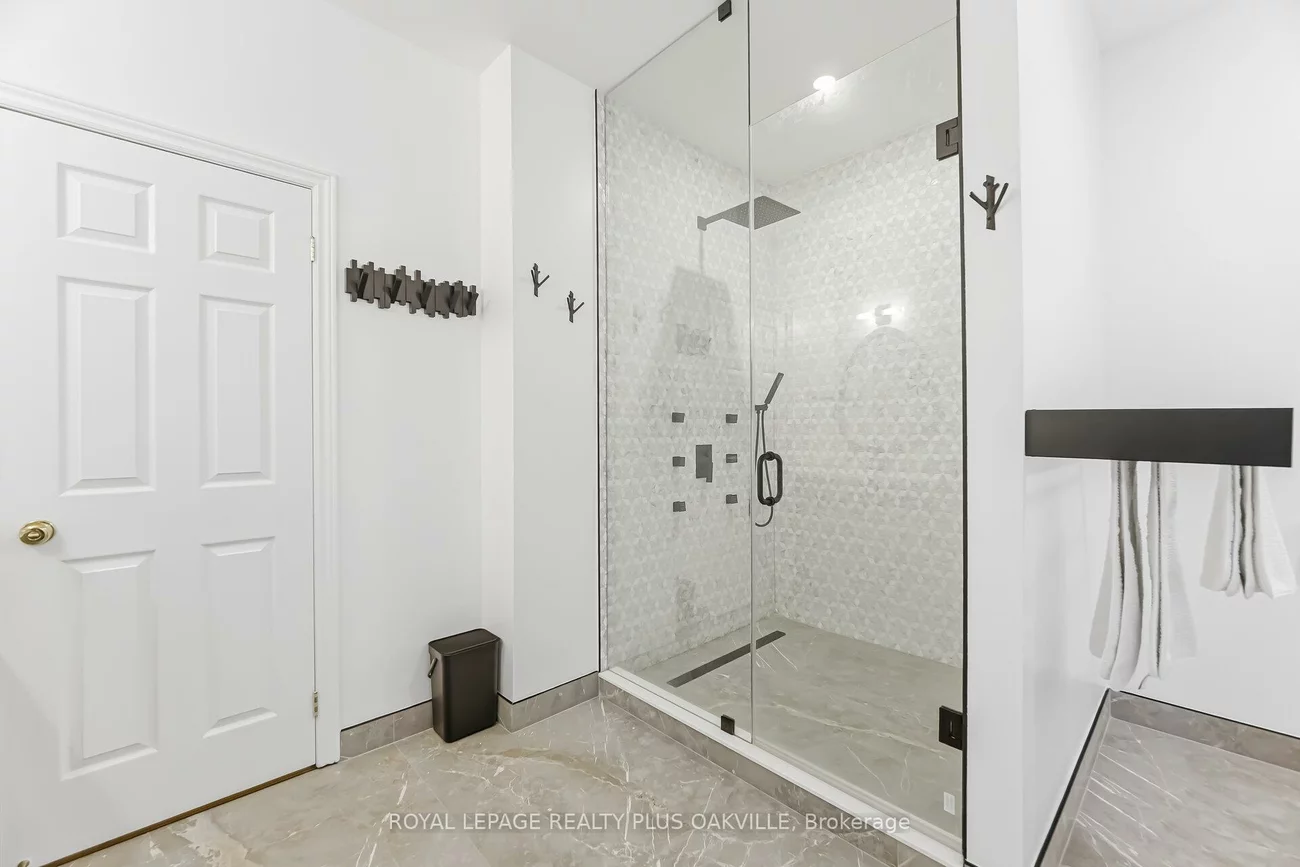 3409, Liptay, 1000 - BC Bronte Creek, Oakville