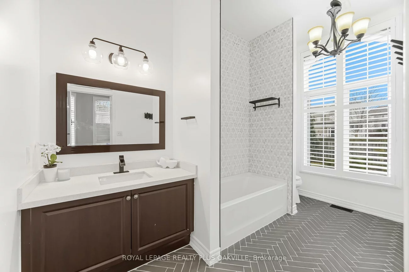 3409, Liptay, 1000 - BC Bronte Creek, Oakville