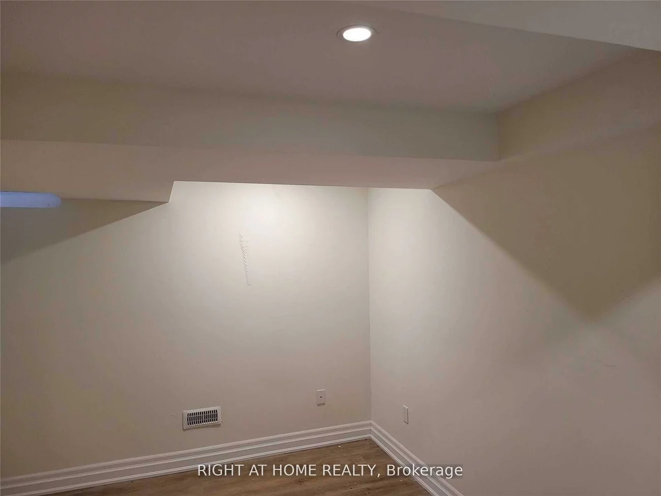 1080, Glenashton, 1018 - WC Wedgewood Creek, Oakville