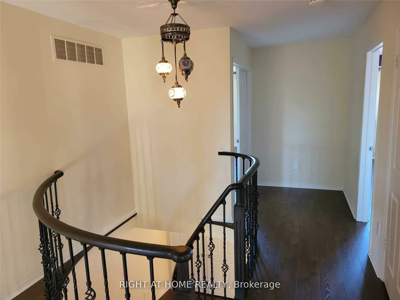 1080, Glenashton, 1018 - WC Wedgewood Creek, Oakville