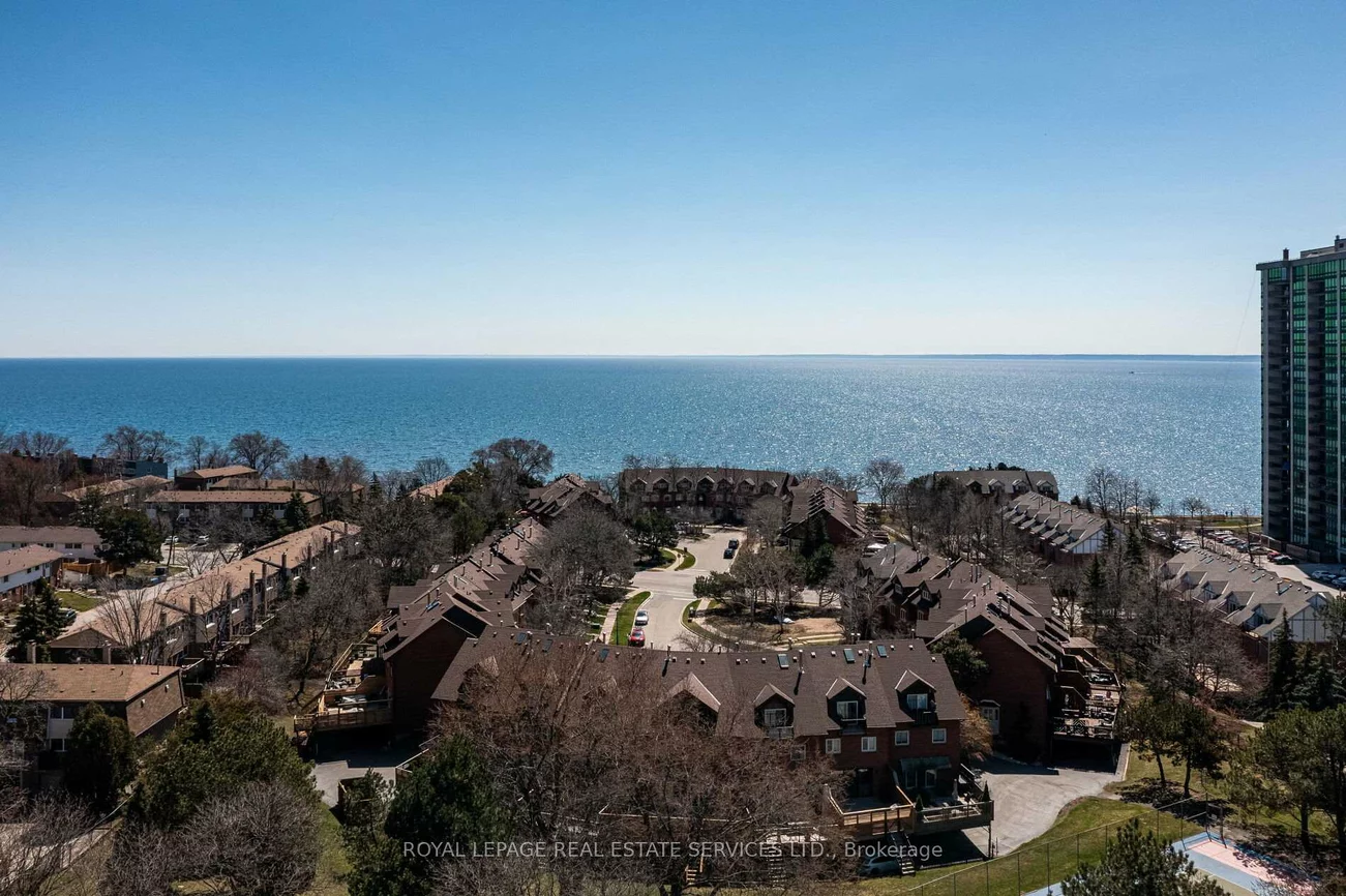 68, Tradewind, 1001 - BR Bronte, Oakville