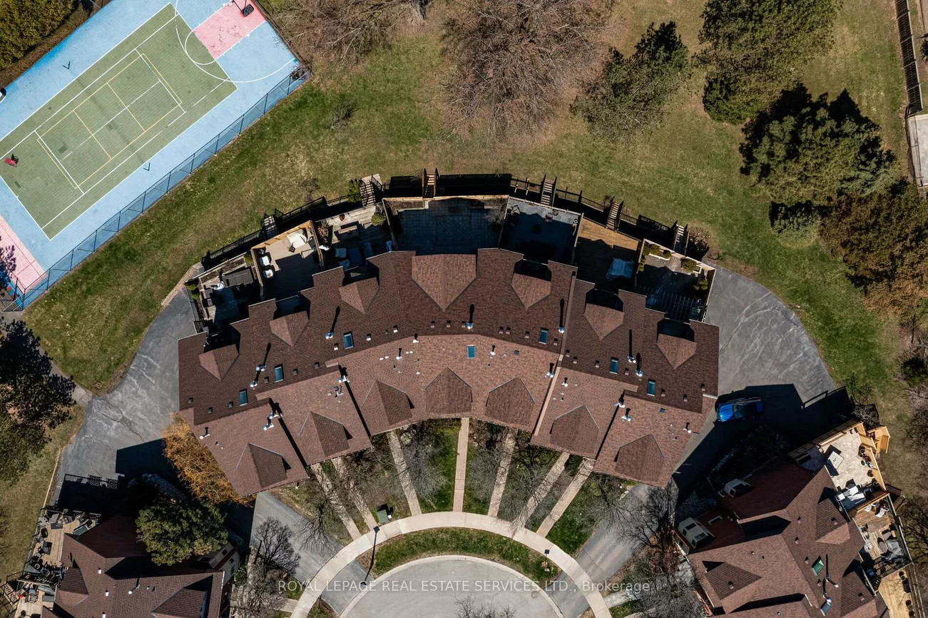 68, Tradewind, 1001 - BR Bronte, Oakville