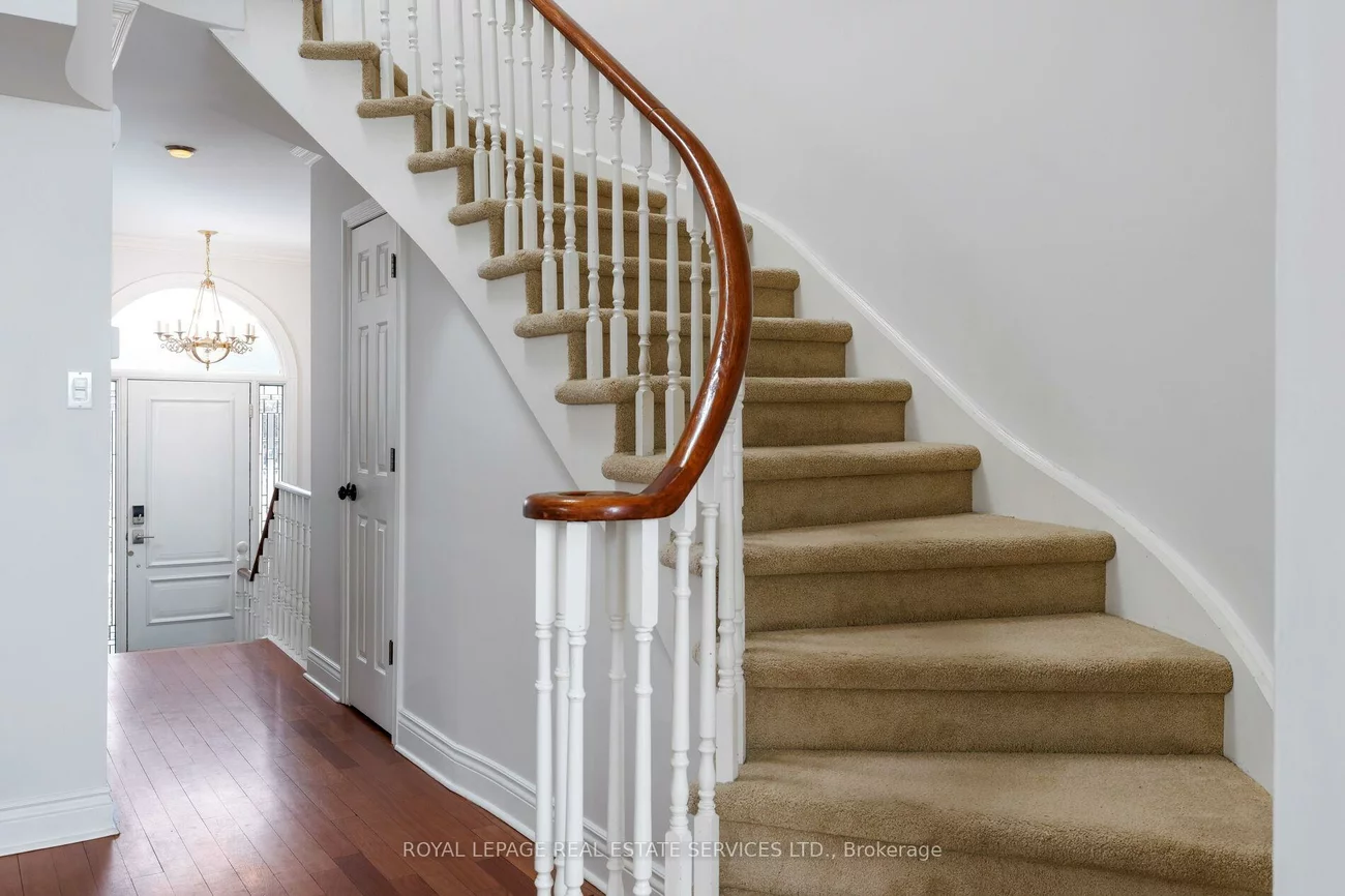 68, Tradewind, 1001 - BR Bronte, Oakville