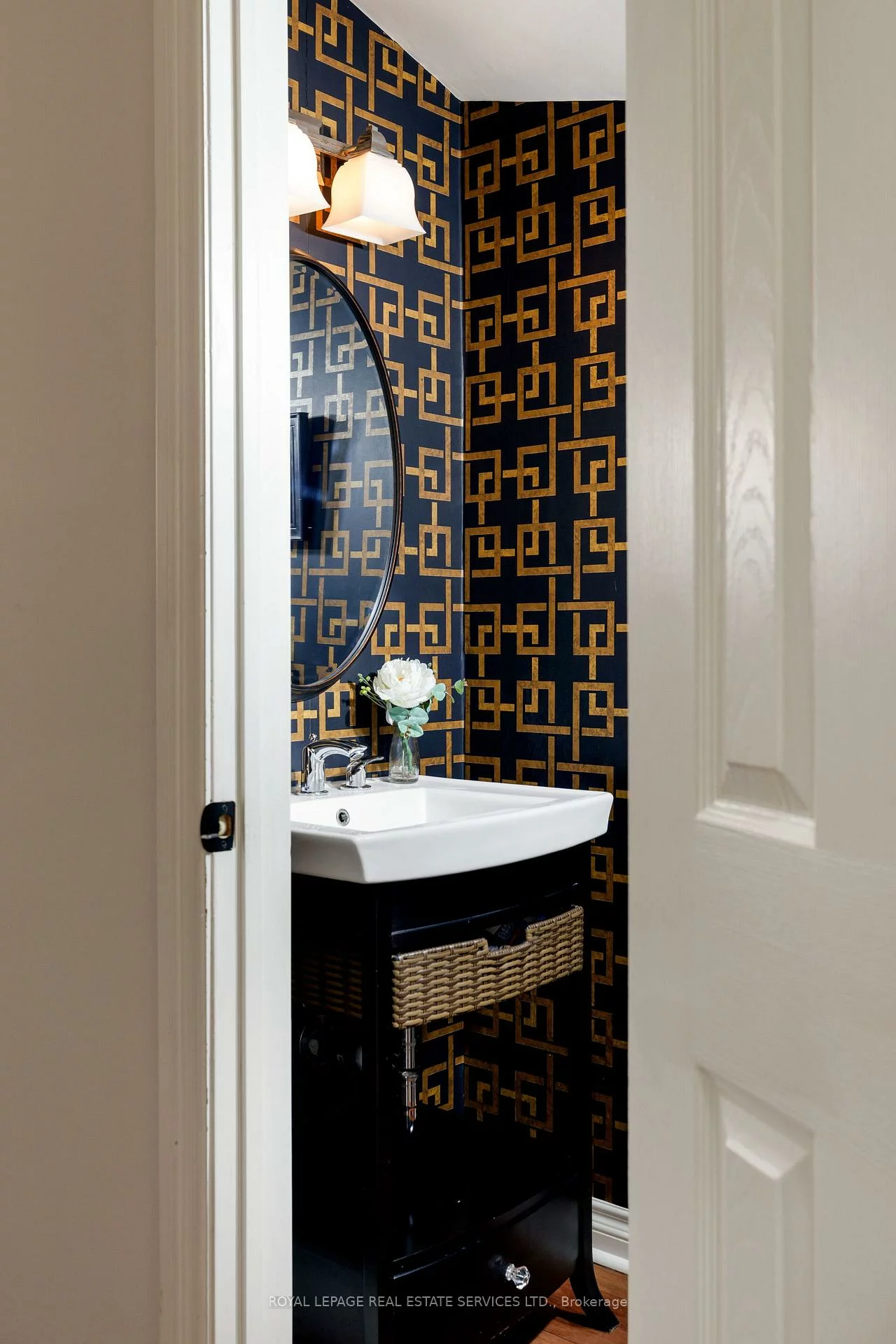 68, Tradewind, 1001 - BR Bronte, Oakville