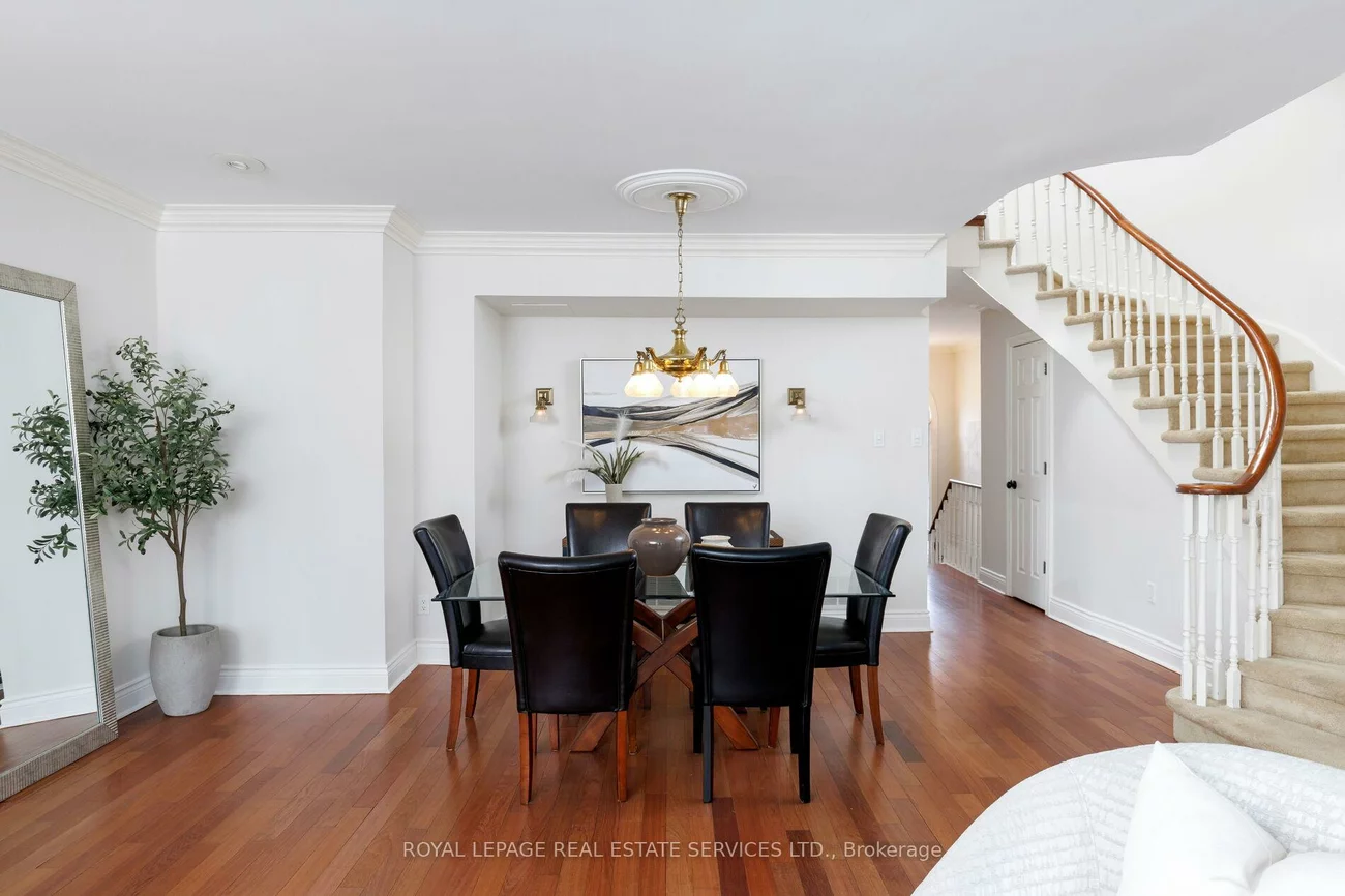 68, Tradewind, 1001 - BR Bronte, Oakville