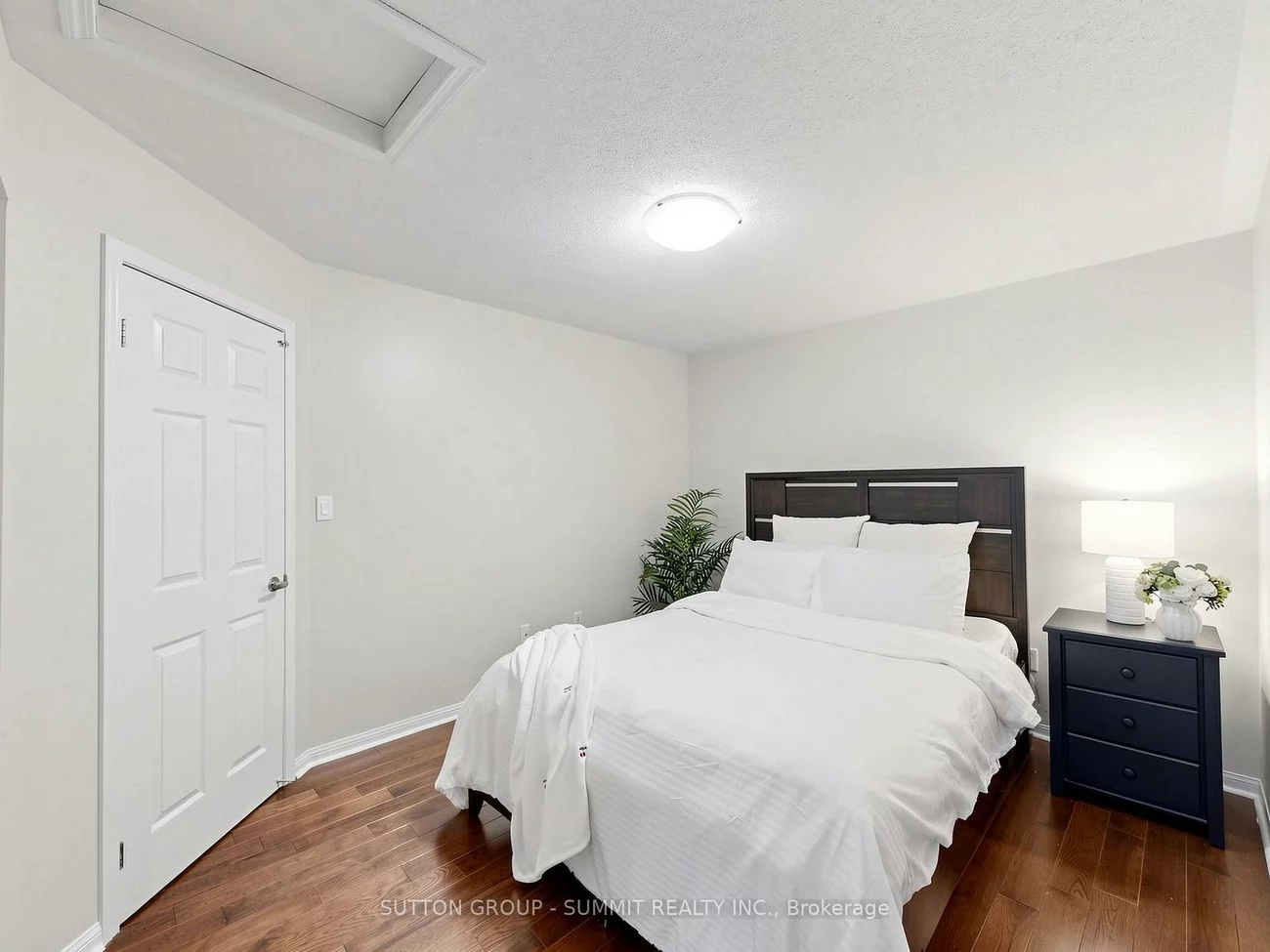 3032, Dewridge, 1000 - BC Bronte Creek, Oakville