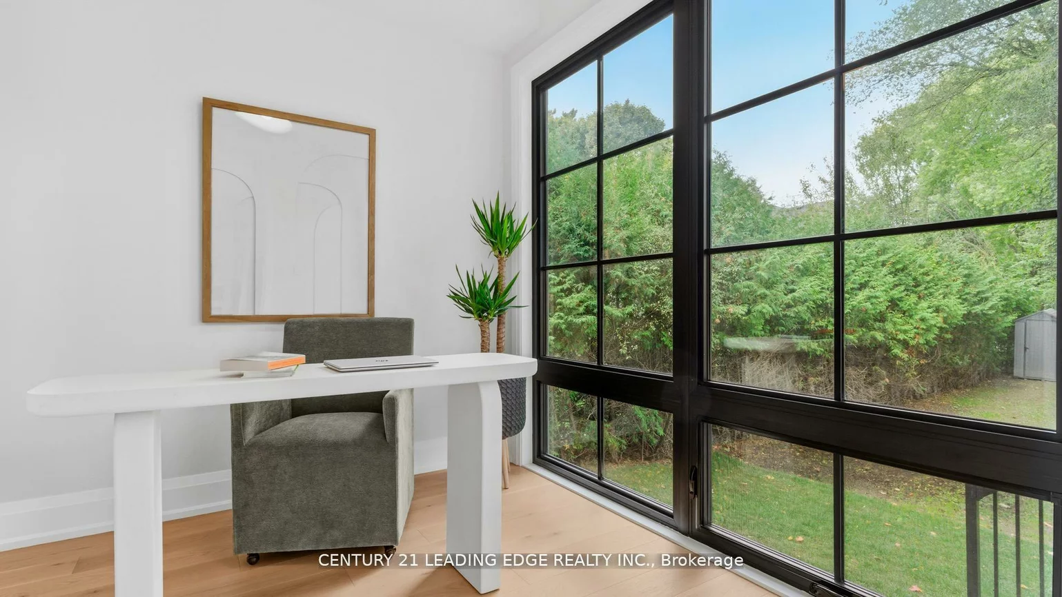 197, Glen Oak, 1020 - WO West, Oakville
