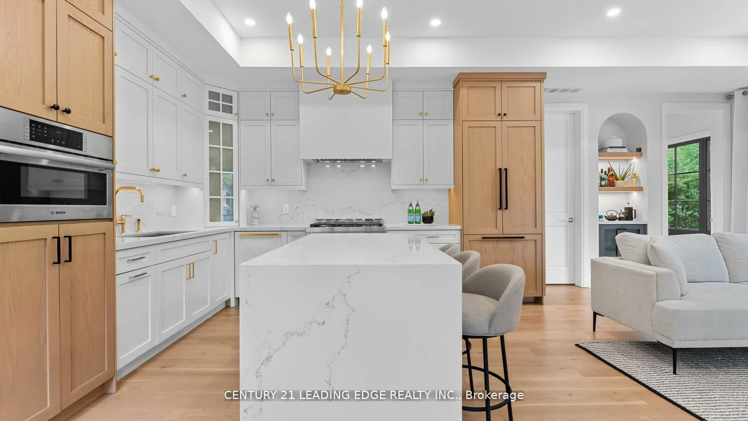 197, Glen Oak, 1020 - WO West, Oakville