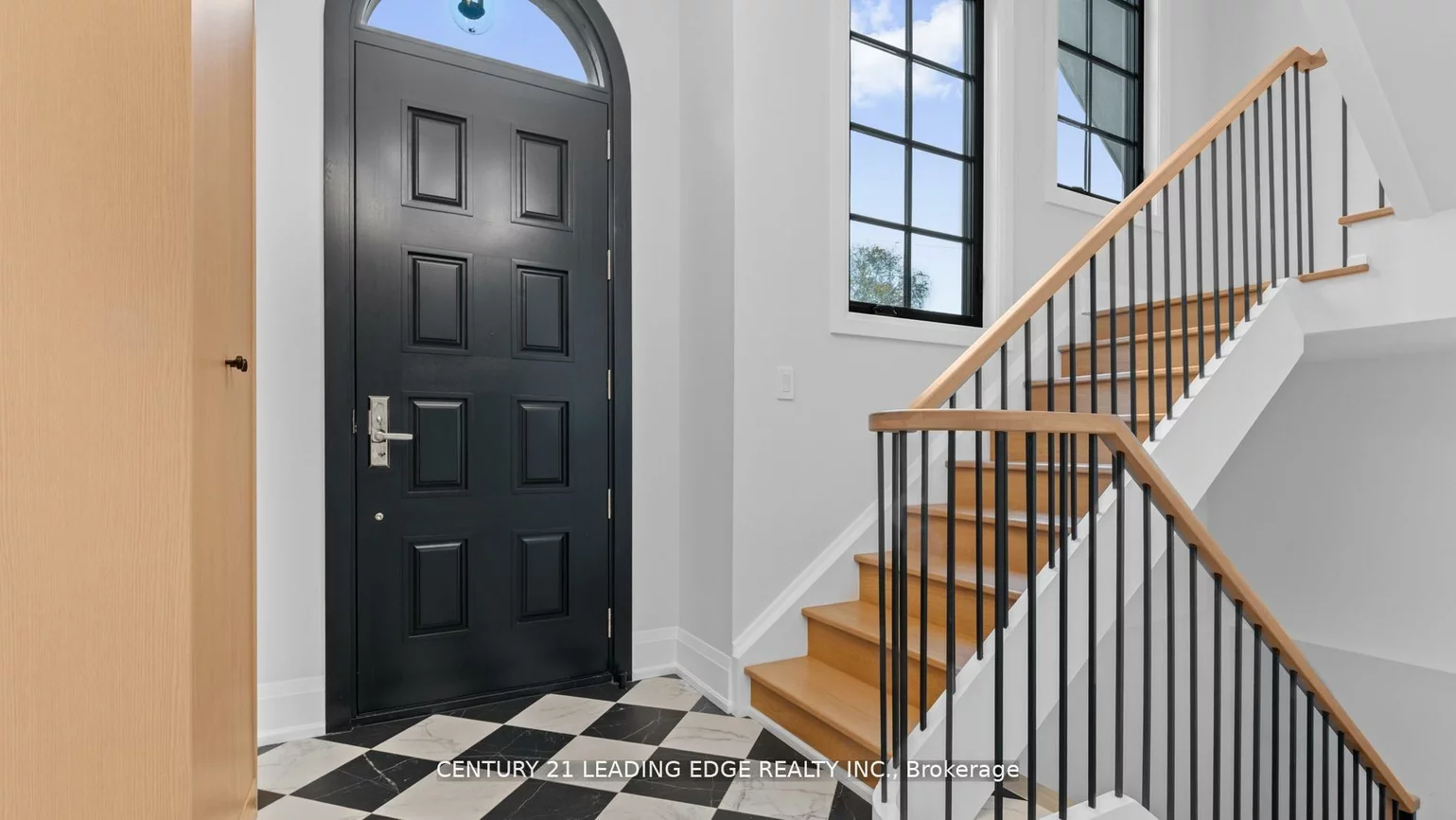 197, Glen Oak, 1020 - WO West, Oakville