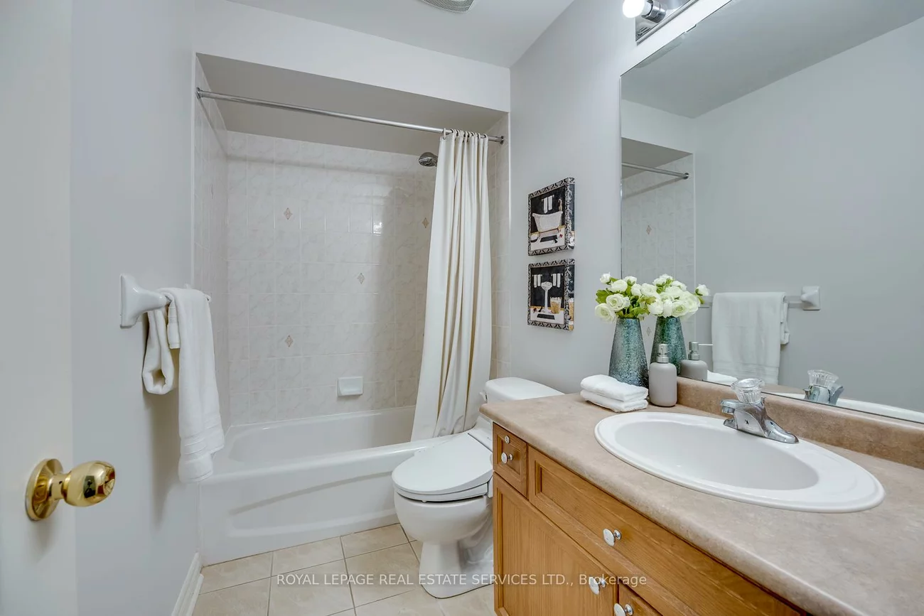 2249, Glazebrook, 1019 - WM Westmount, Oakville