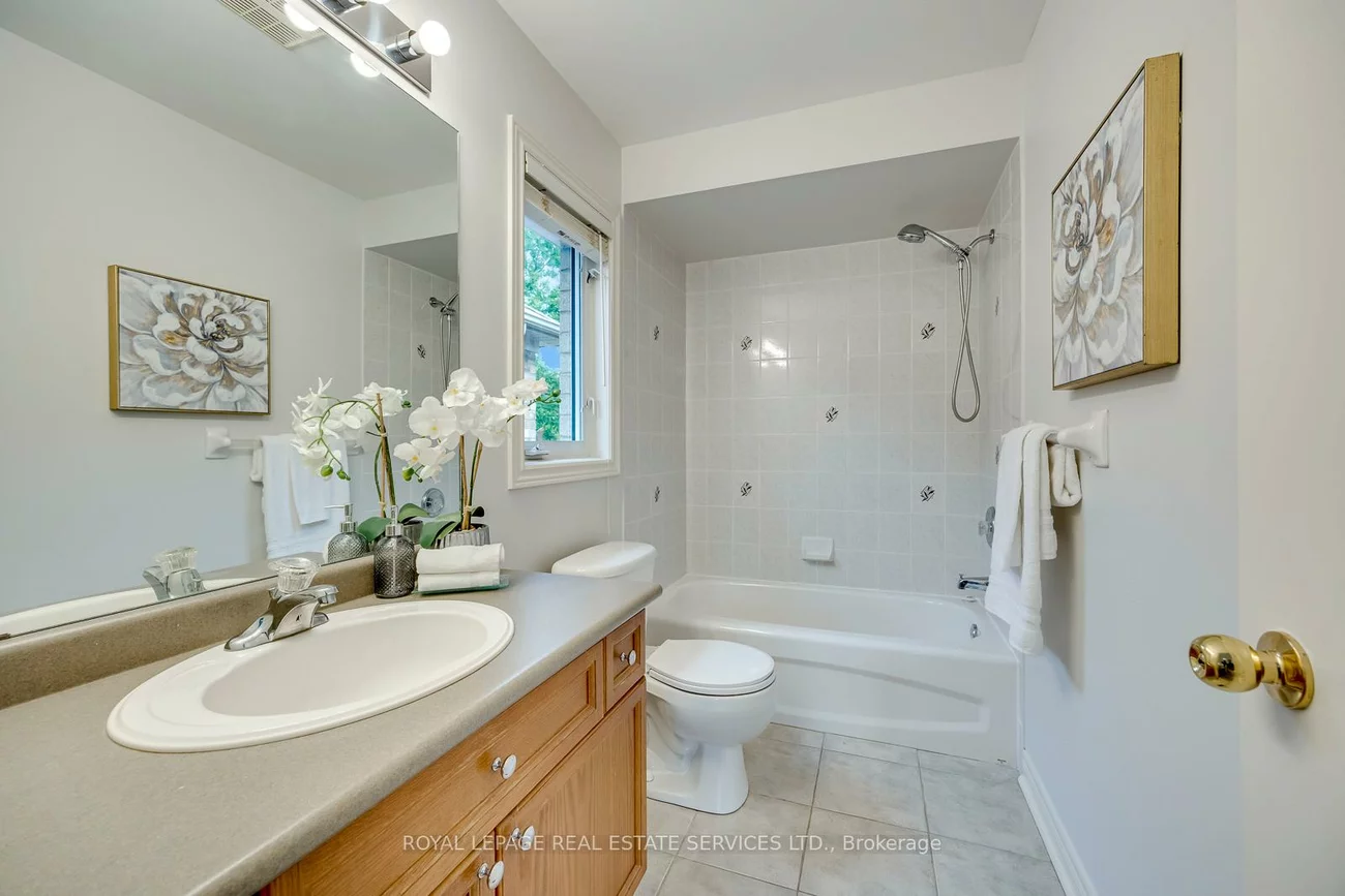 2249, Glazebrook, 1019 - WM Westmount, Oakville