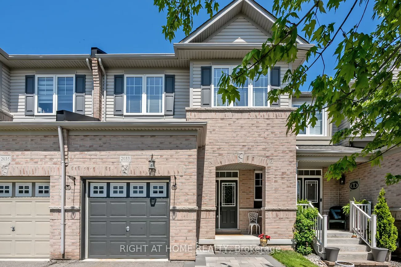 2033, Trawden, 1000 - BC Bronte Creek, Oakville