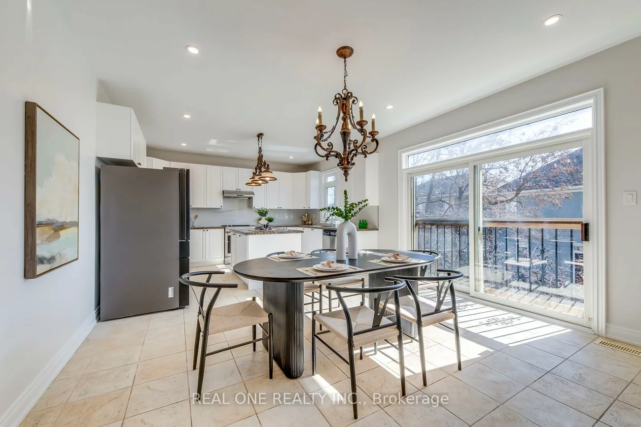 1426, Redwing, 1022 - WT West Oak Trails, Oakville