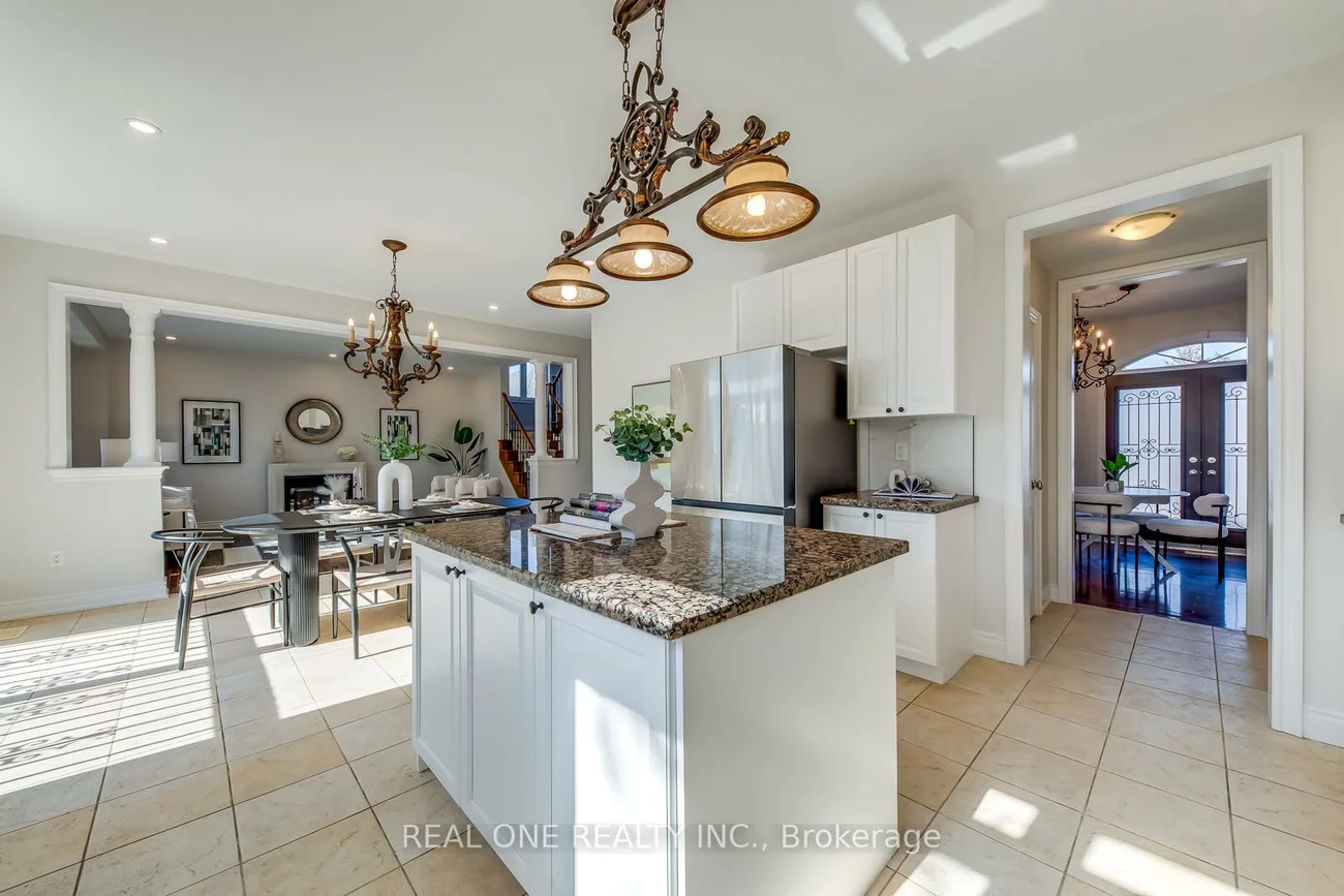 1426, Redwing, 1022 - WT West Oak Trails, Oakville