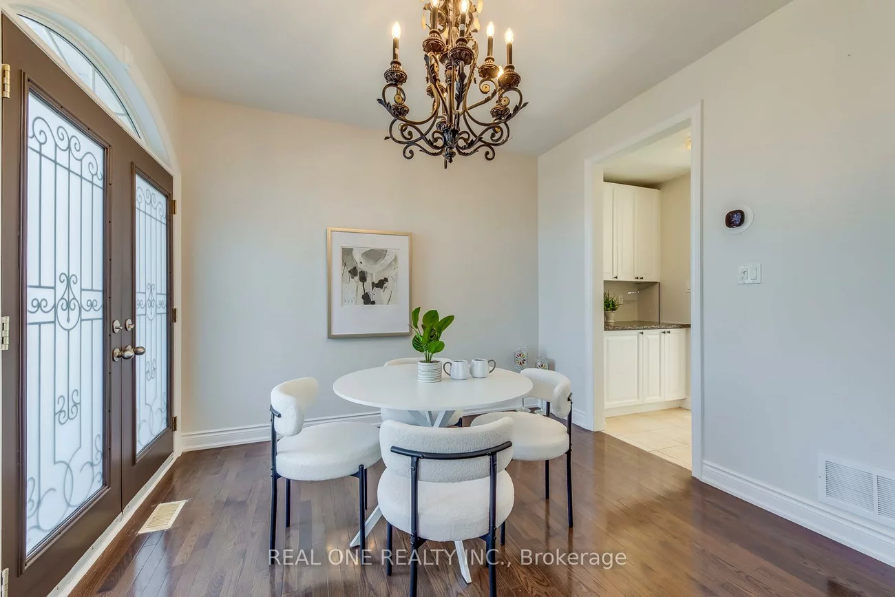 1426, Redwing, 1022 - WT West Oak Trails, Oakville