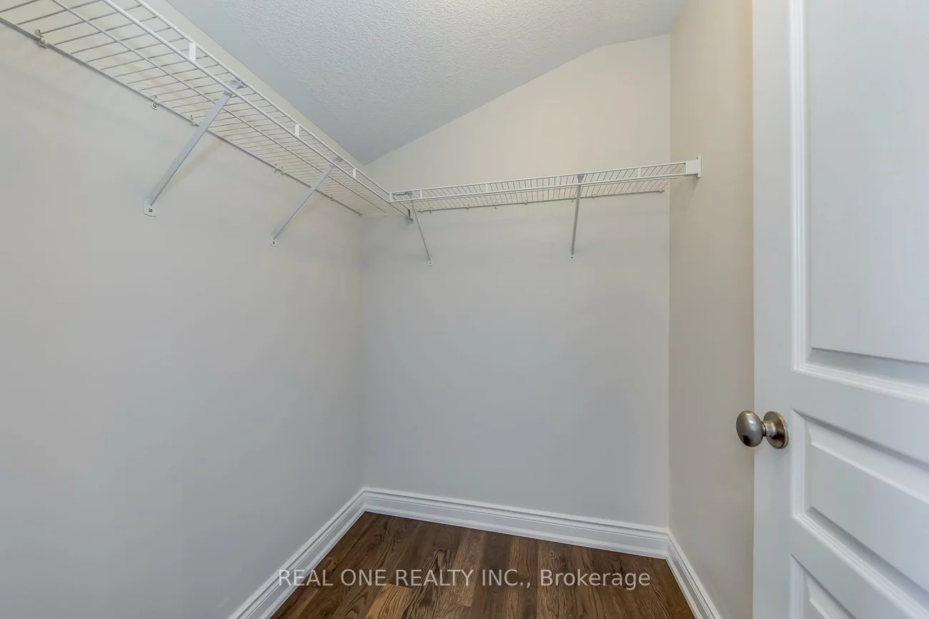 1426, Redwing, 1022 - WT West Oak Trails, Oakville