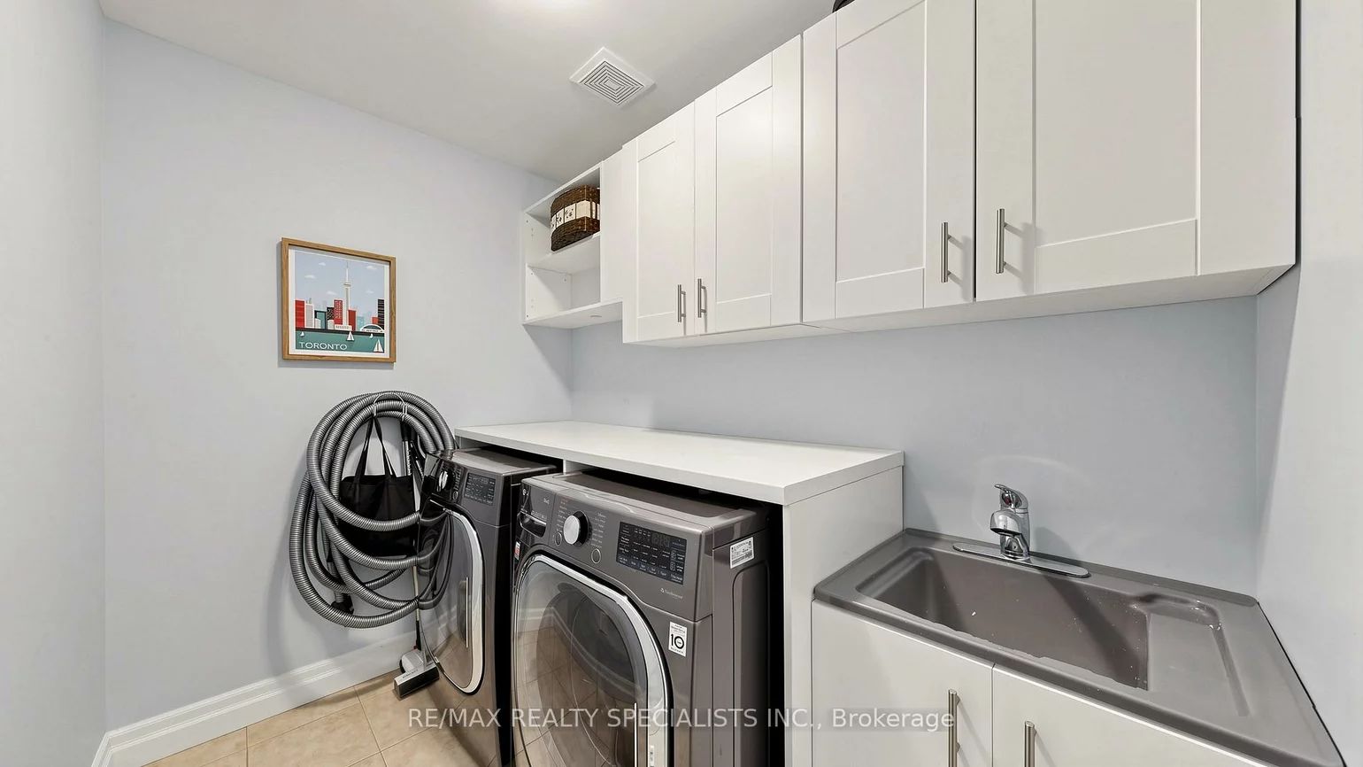 3275, Stalybridge, 1000 - BC Bronte Creek, Oakville