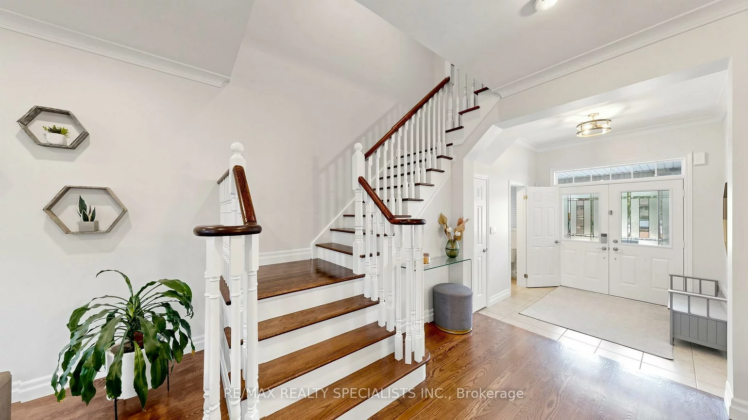 3275, Stalybridge, 1000 - BC Bronte Creek, Oakville