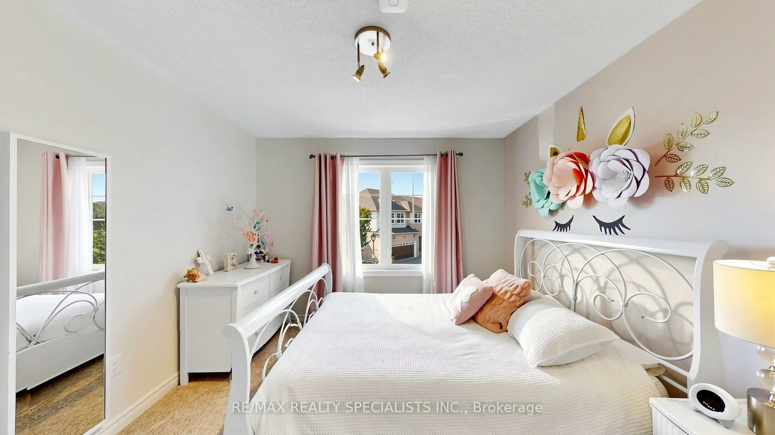 3275, Stalybridge, 1000 - BC Bronte Creek, Oakville