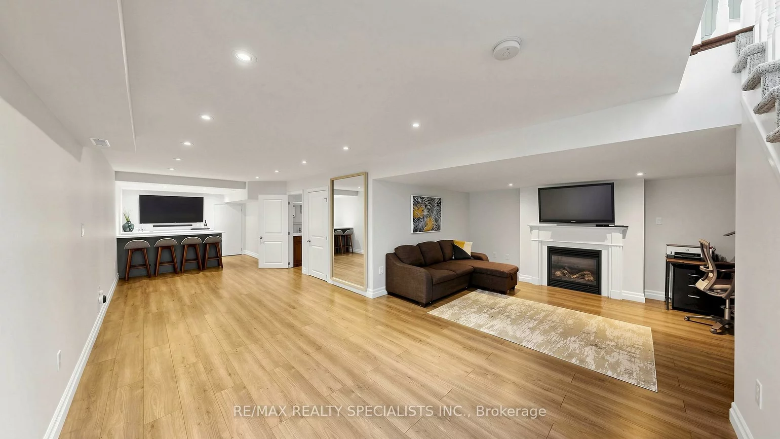 3275, Stalybridge, 1000 - BC Bronte Creek, Oakville