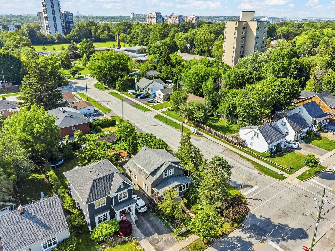 47, Stewart, 1002 - CO Central, Oakville