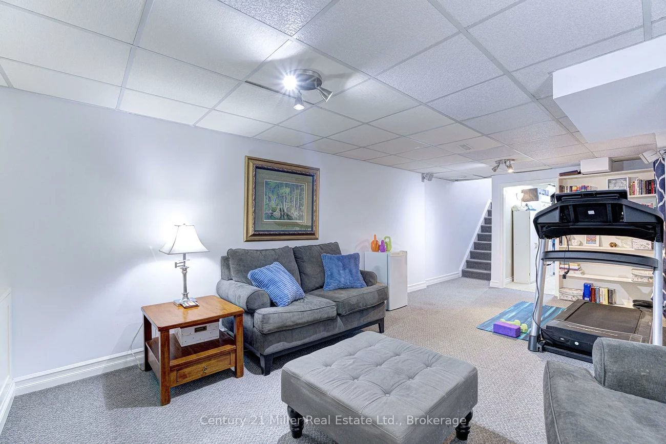 2256, MARGOT, 1015 - RO River Oaks, Oakville