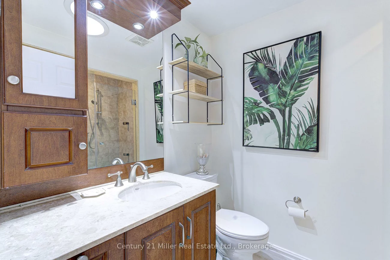 2256, MARGOT, 1015 - RO River Oaks, Oakville