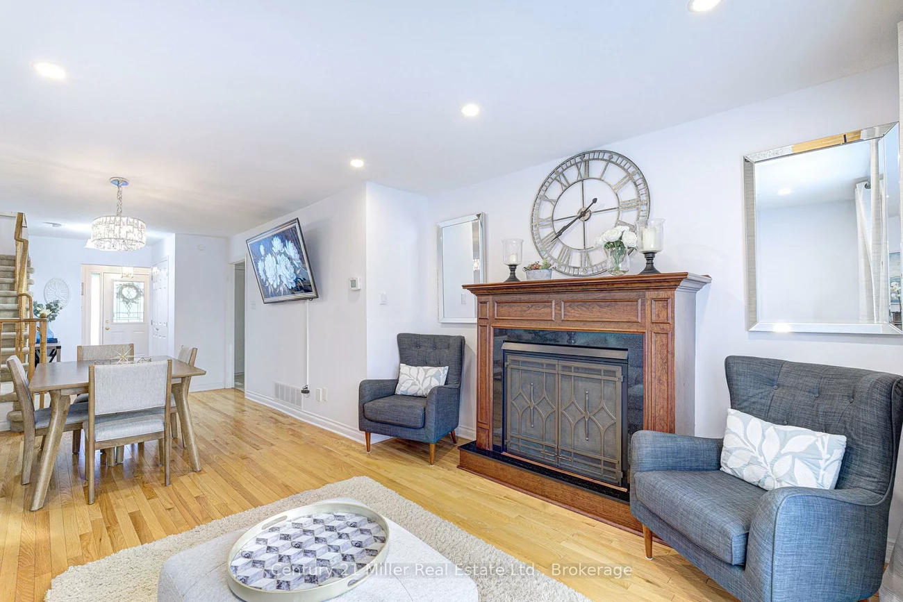 2256, MARGOT, 1015 - RO River Oaks, Oakville