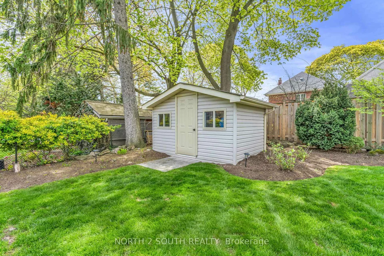 298, Douglas, 1013 - OO Old Oakville, Oakville
