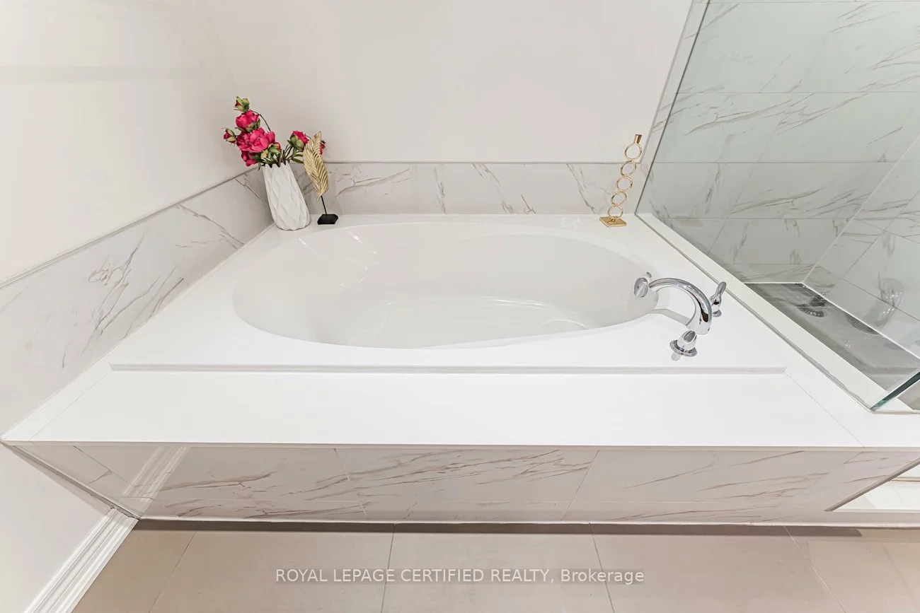 1171, Agram, 1009 - JC Joshua Creek, Oakville
