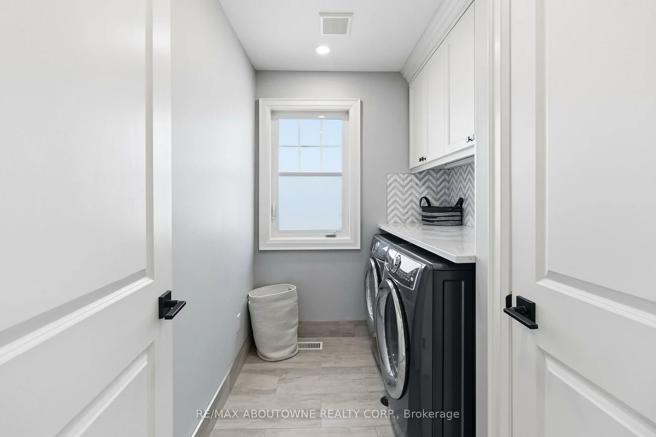 2228, Jillian, 1019 - WM Westmount, Oakville