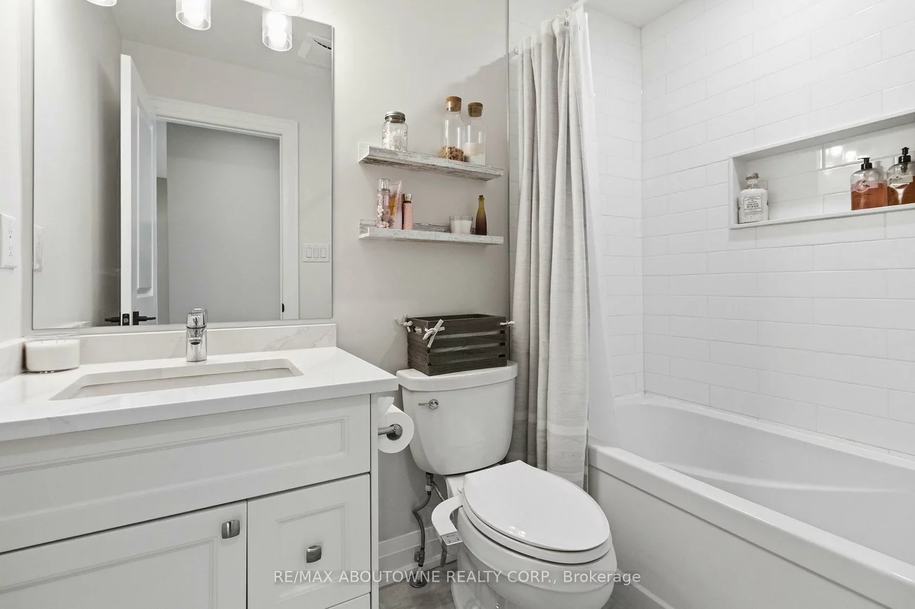 2228, Jillian, 1019 - WM Westmount, Oakville